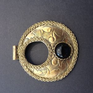 Colgante redondo perforado piedra Ref: 154.804.100