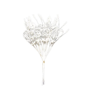 Ramillete decorativo de perlas blancas.