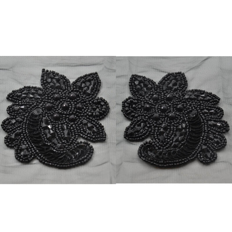 35612083 aplique negro left right 10 cm con pedreria