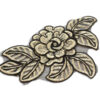 51649430-aplique-bordado-flor-dorada Aplique decorativo floral color oro