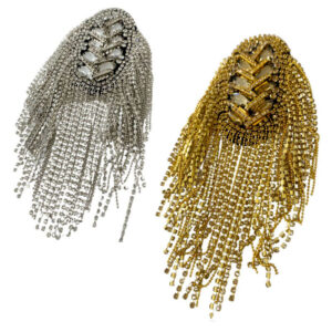 Hombreras de cristal con cadenas metálicas