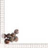 Bolas decorativas rojas con detalles metálicos