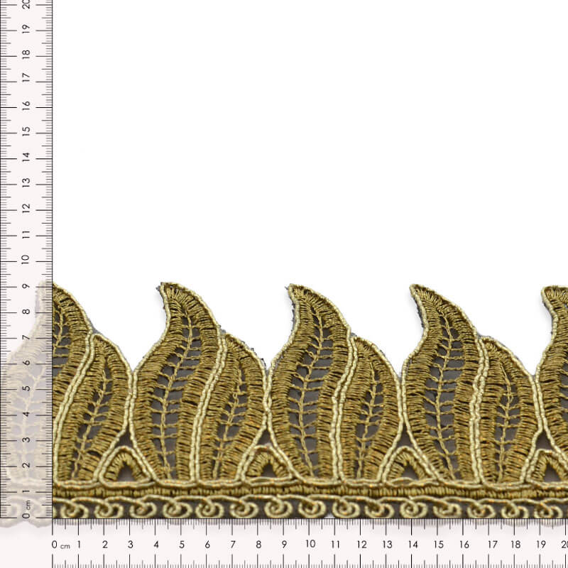 Galón metalizado bordado de 9 cm en color dorado referencia 524.3173