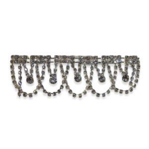 tira de strass con colgantes brillantes
