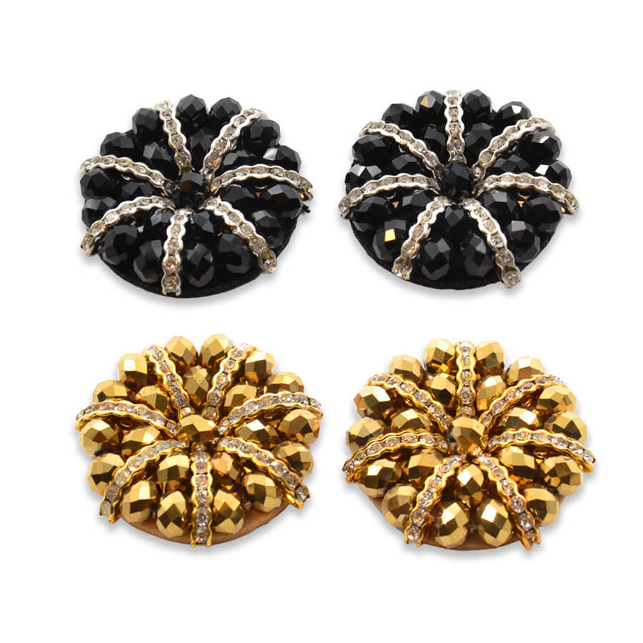 265858031-boton-artesanal-bordado-con-cuentas Botón joya para chaquetas y prendas elegantes